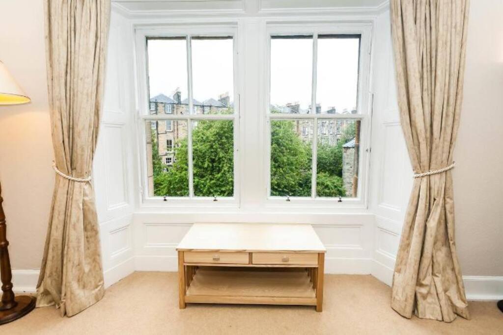 Entire, Central & Fully- Equipped Flat, West End Edinburgh Exterior foto